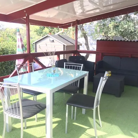 Charmant Mobil-Home Rocbaron Exterior photo